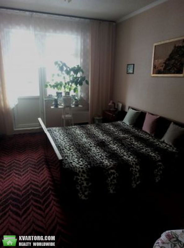 Sell 3-room apartment. Киев,  Каштановая — photo 2