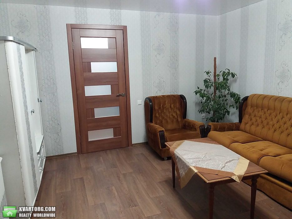 Rent out 2-room apartment. Киев,  Константиновская — photo 3