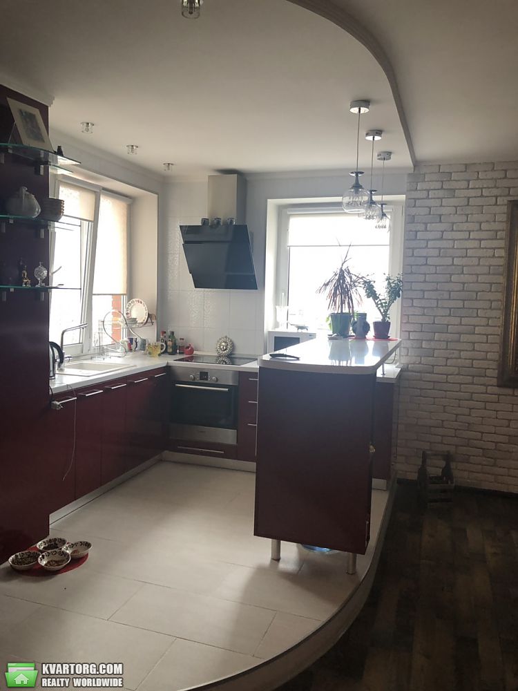 Rent out 2-room apartment. Киев,  Ревуцкого — photo 8