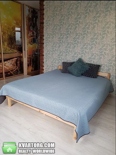 Rent out 1-room apartment. Киев,  Олевская — photo 8