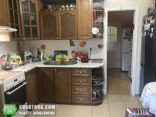 Sell 3-room apartment. Киев,  Маяковского — photo 1