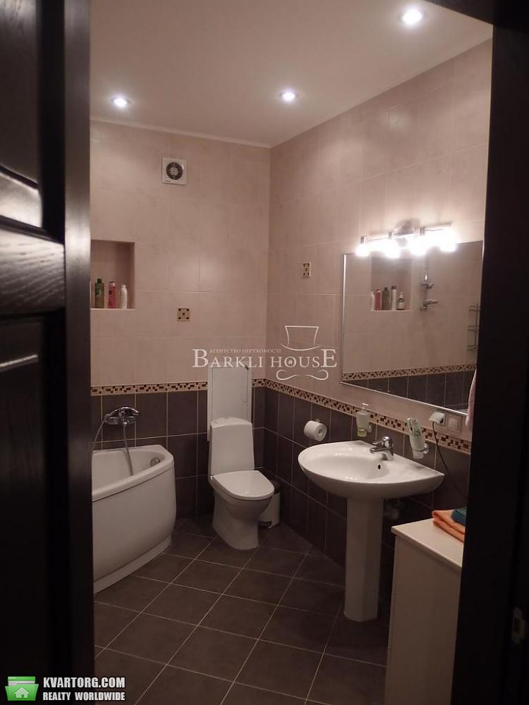 Rent out 2-room apartment. Киев,  Гончара — photo 5