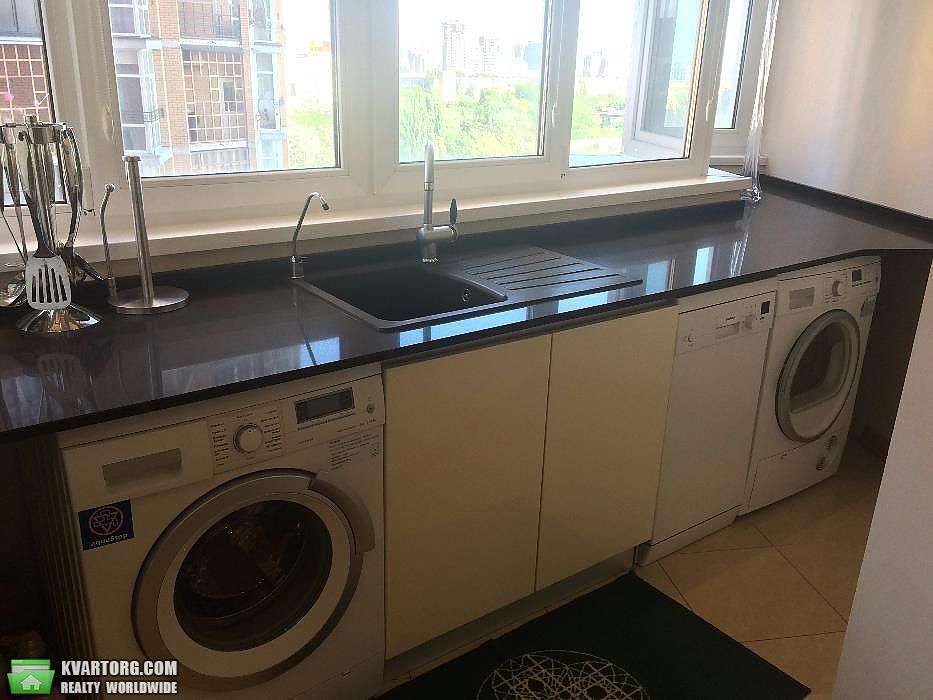 Rent out 3-room apartment. Киев,  Щорса — photo 6