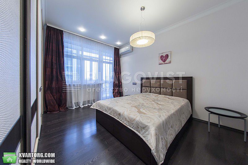 Rent out 2-room apartment. Киев,  Антоновича — photo 2