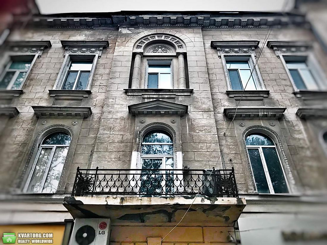 Sell 3-room apartment. Одесса, Дерибасовская — photo 1