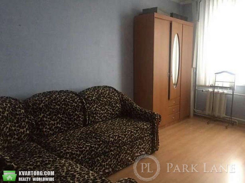 Sell 3-room apartment. Киев,  Амосова — photo 9