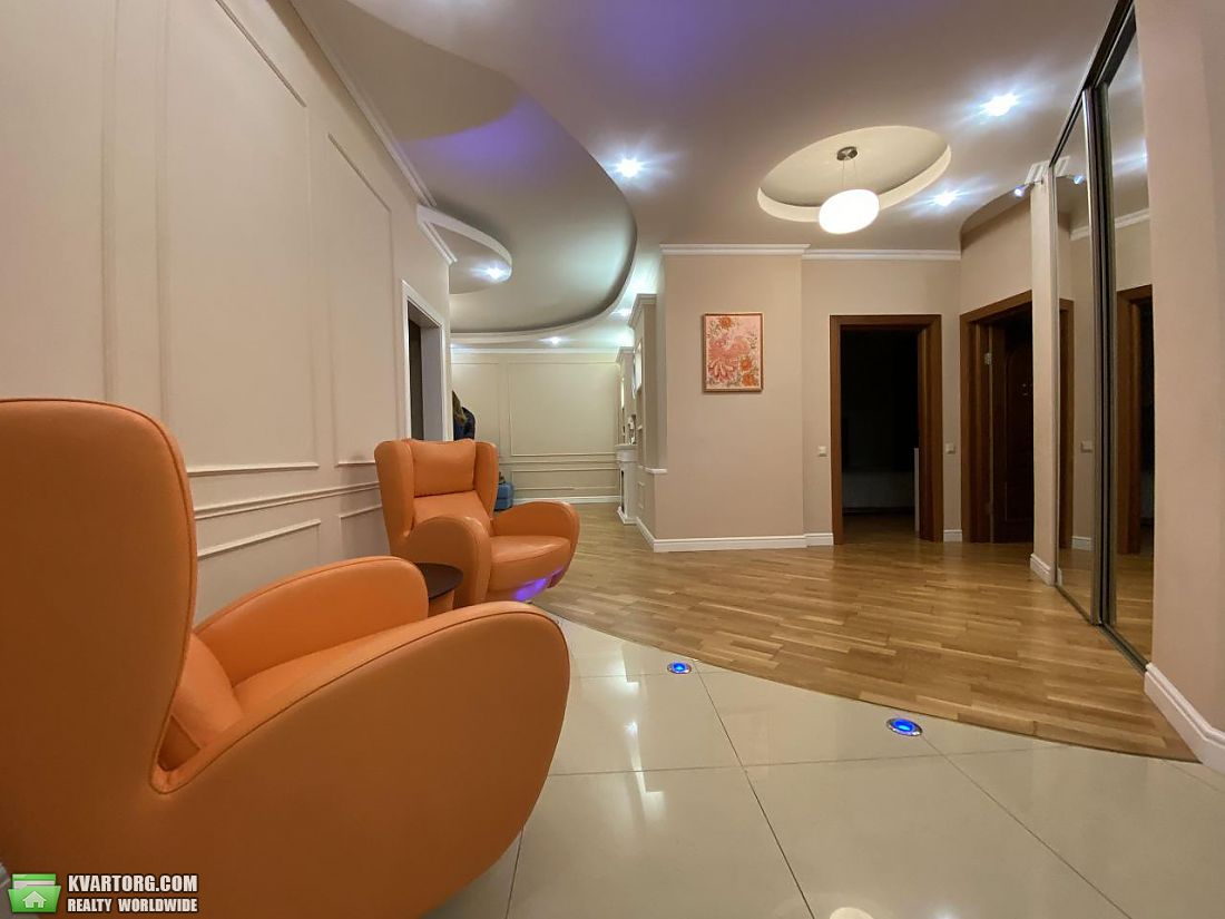 Rent out 3-room apartment. Киев,  Леси Украинки бул — photo 9