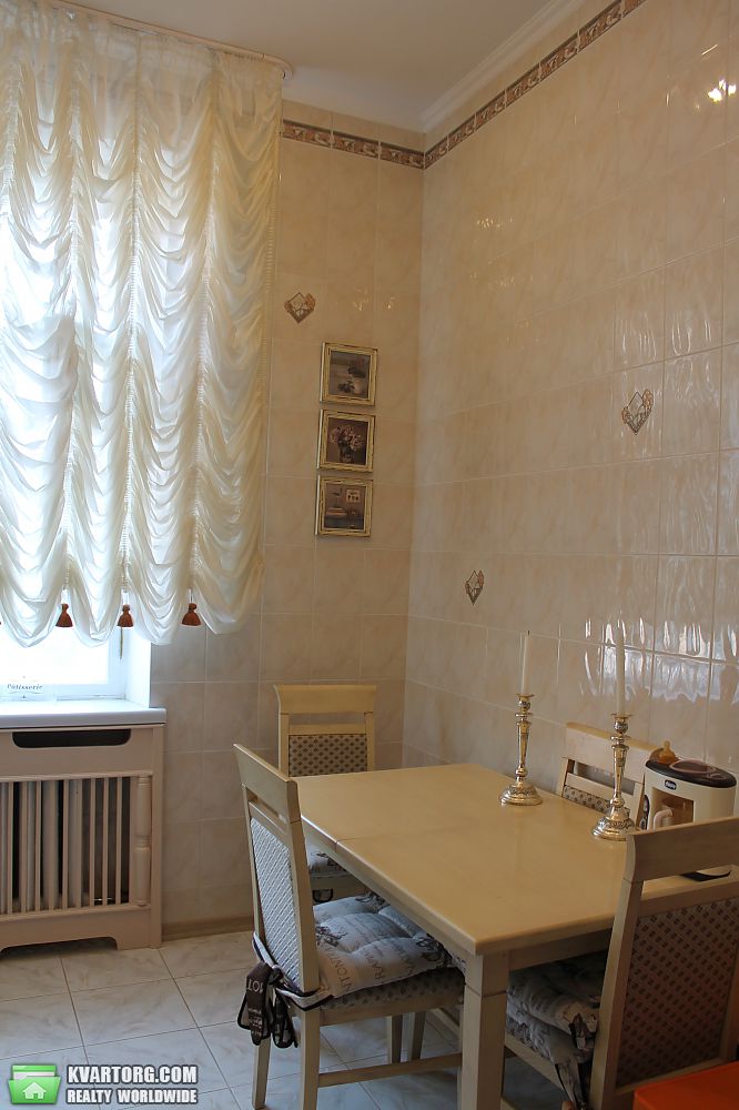 Sell 3-room apartment. Киев,  Золотоворотская — photo 2