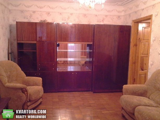 Rent out 2-room apartment. Киев,  Якуба Коласа — photo 2