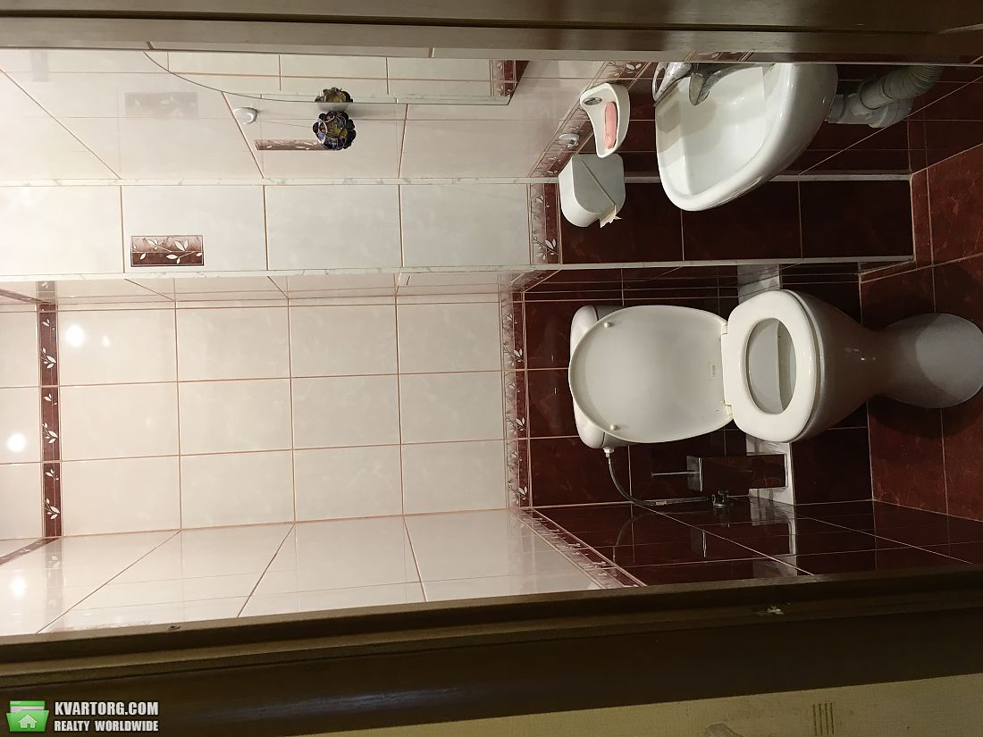 Rent out 2-room apartment. Киев,  Новгородская — photo 7