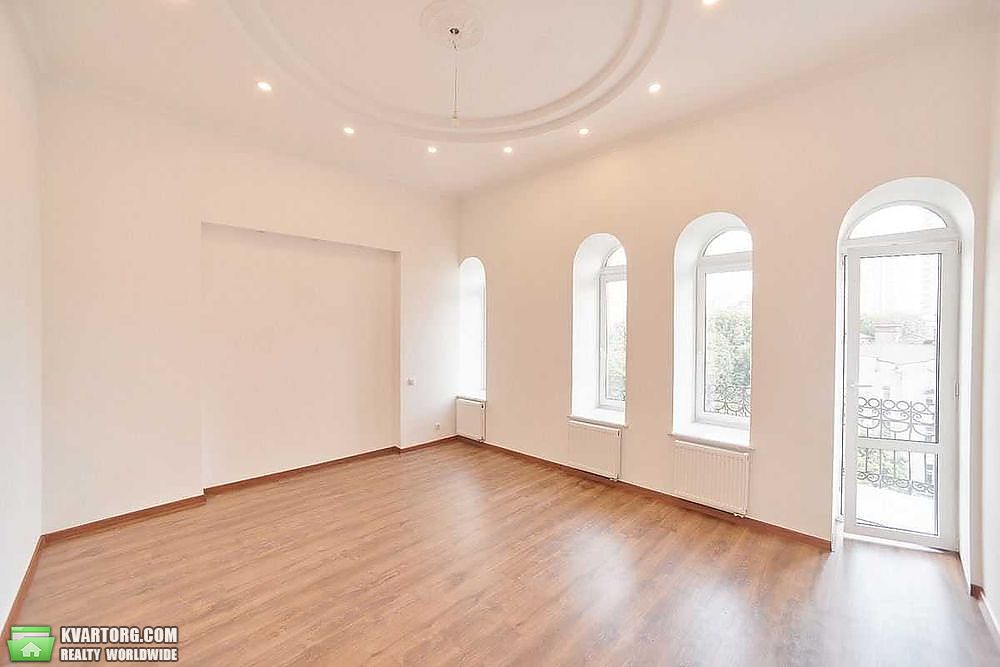 Rent out 4-room apartment. Киев,  Гончара — photo 2