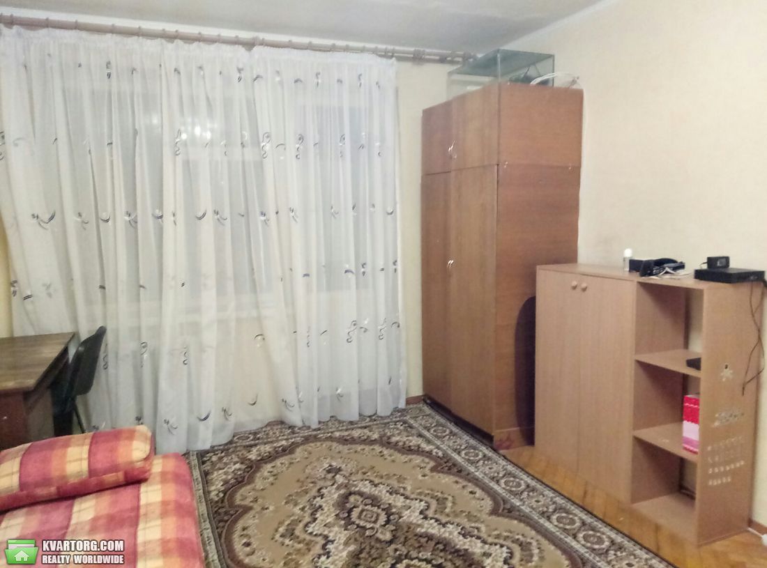 Rent out 1-room apartment. Киев, Проспект победы — photo 3