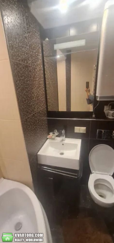 Rent out 2-room apartment. Киев,  Большая Васильковская — photo 9