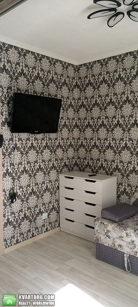 Rent out 1-room apartment. Киев,  Клавдиевская — photo 1