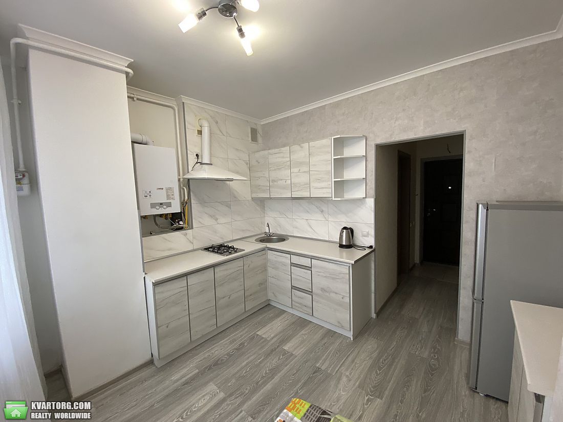 Rent out 1-room apartment. Киев, Львовская — photo 1