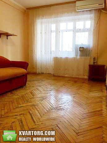 Sell 2-room apartment. Киев,  Российская — photo 2