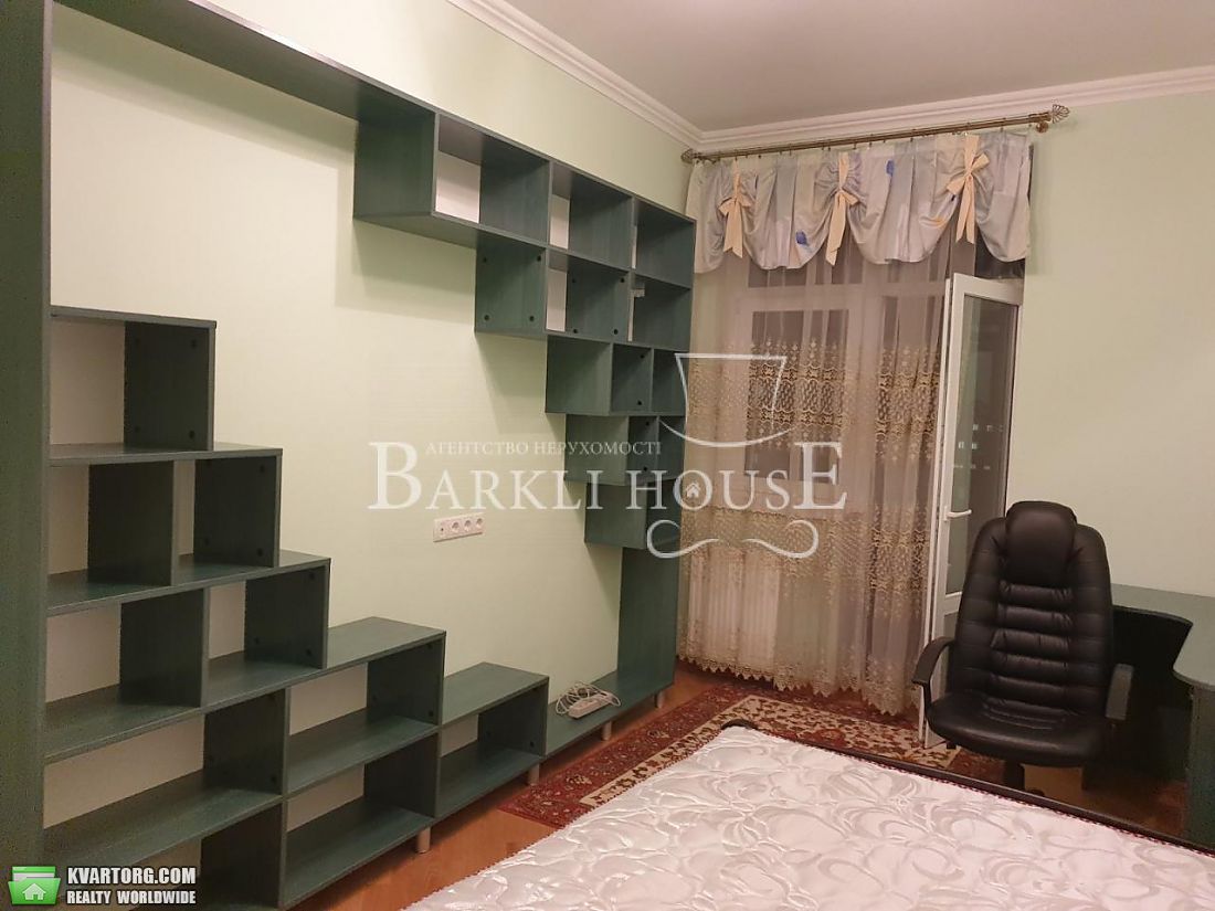 Rent out 3-room apartment. Киев,  Мельникова — photo 7