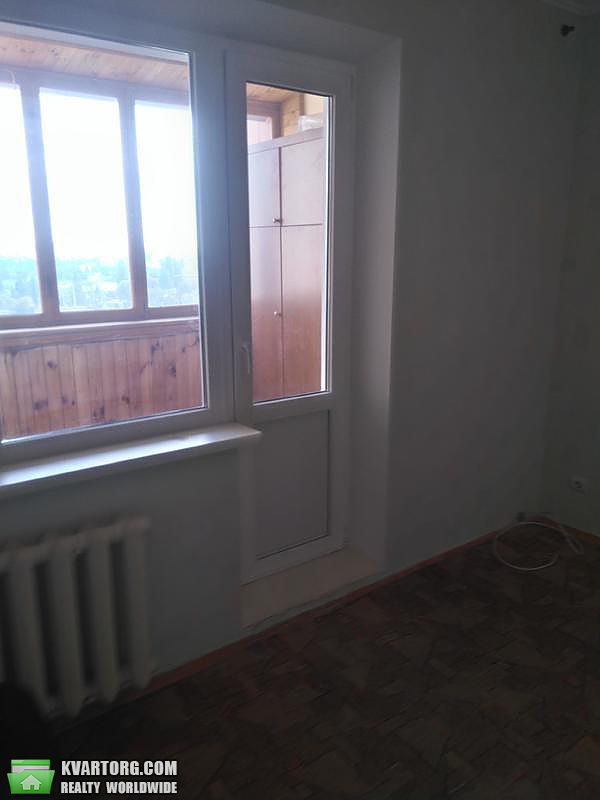 Sell 2-room apartment. Киев,  Автозаводская — photo 3