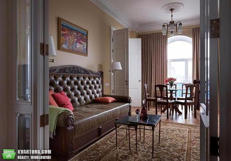 Rent out 2-room apartment. Киев,  Крещатик — photo 6