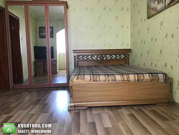 Rent out 2-room apartment. Киев,  Героев Днепра — photo 5