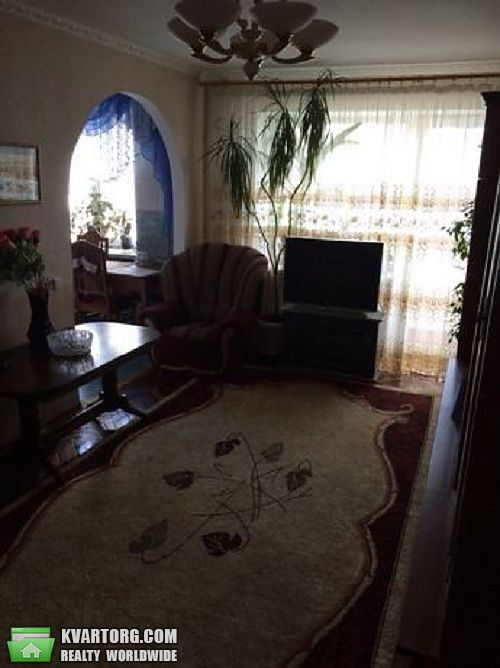 Sell 3-room apartment. Киев,  Дегтяревская — photo 3