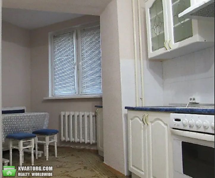 Sell 3-room apartment. Киев,  Лукьяновская — photo 1