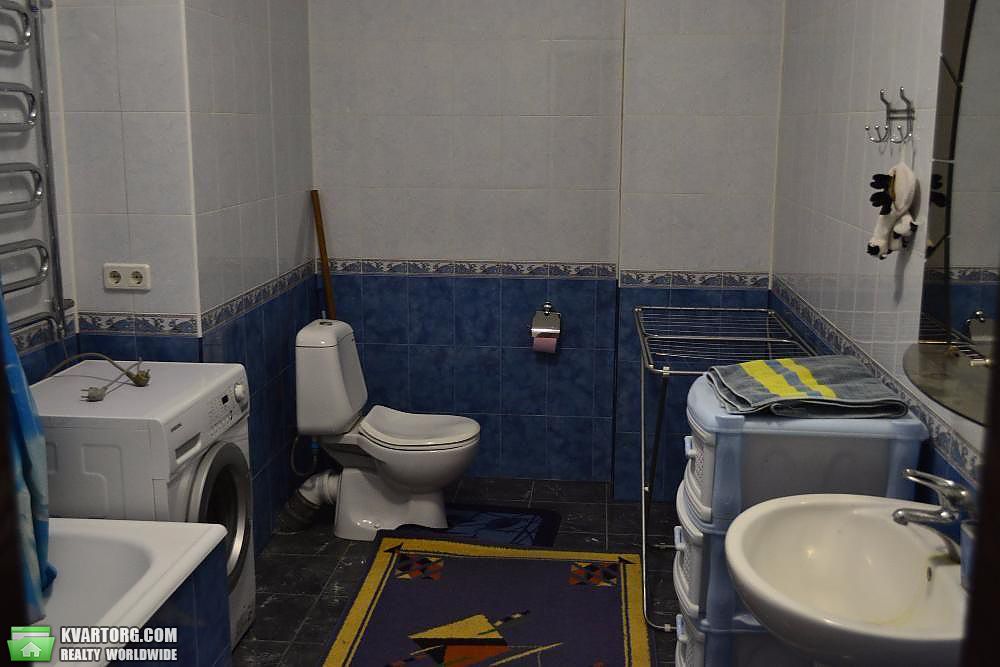 Rent out 4-room apartment. Киев,  Жилянская — photo 8