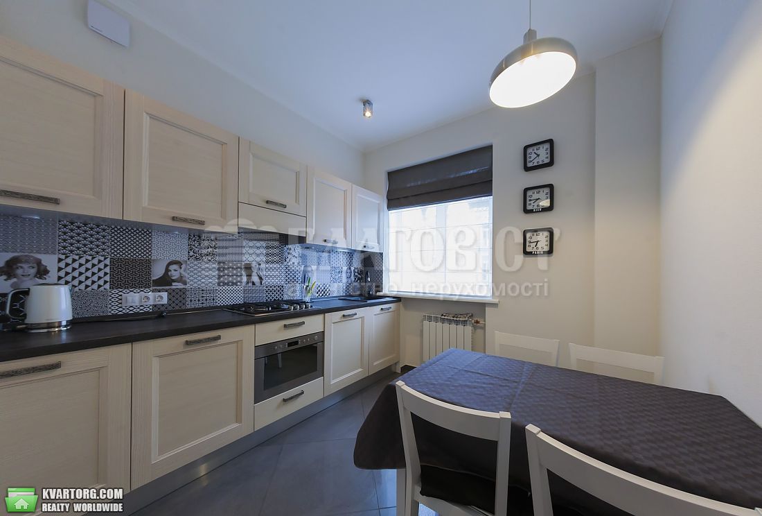 Rent out 2-room apartment. Киев,  Рогнеденская — photo 4