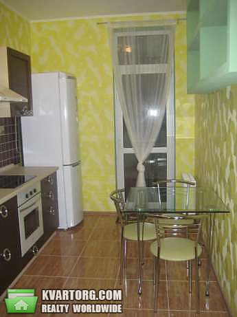 Sell 2-room apartment. Киев,  Щорса — photo 1