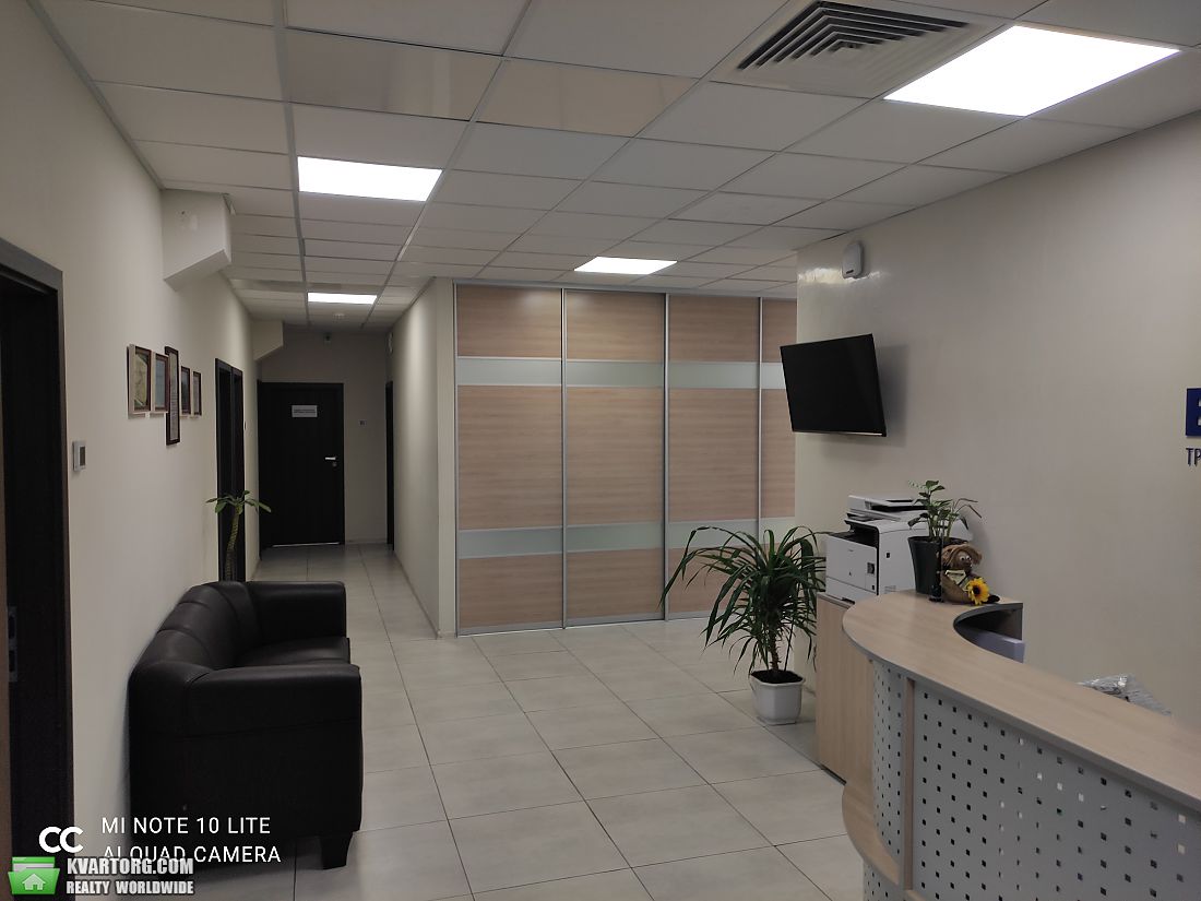Rent out office. Киев, Московский проспект — photo 1