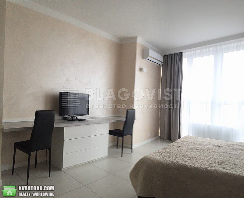 Rent out 1-room apartment. Киев,  Боженко — photo 10