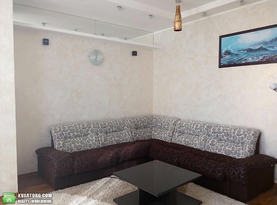 Rent out 3-room apartment. Киев,  Кудрявский спуск — photo 1