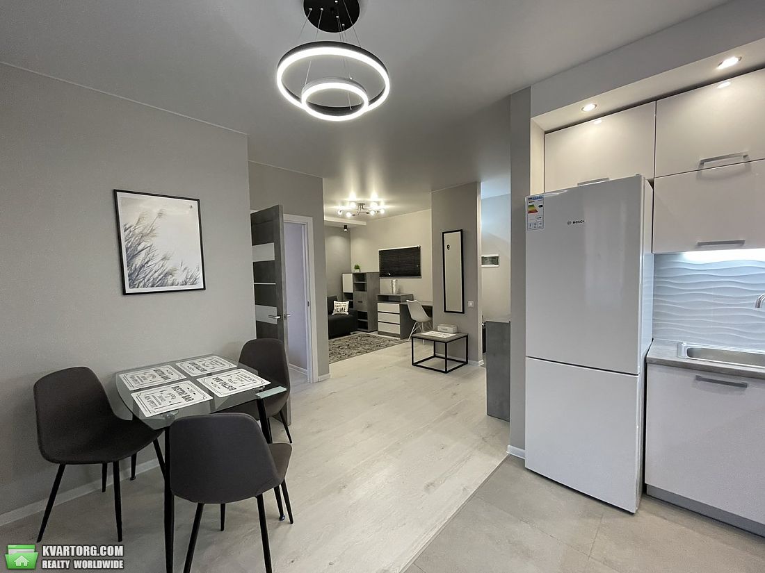 Rent out 1-room apartment. Киевская обл., Волошковая — photo 1