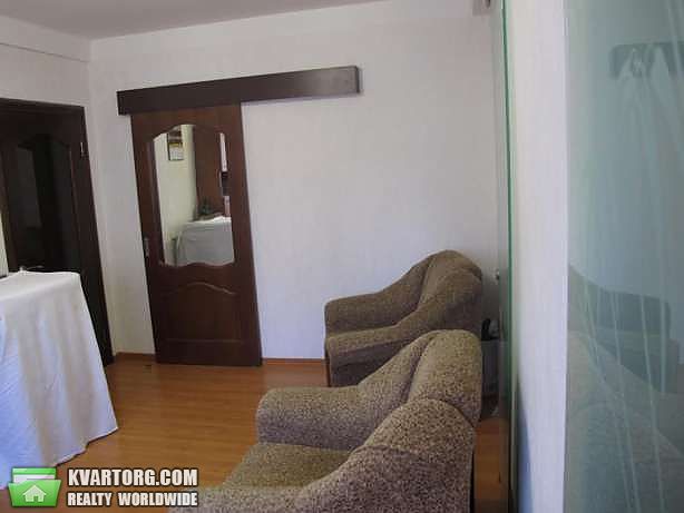 Sell 3-room apartment. Киев,  Метростроевская — photo 4