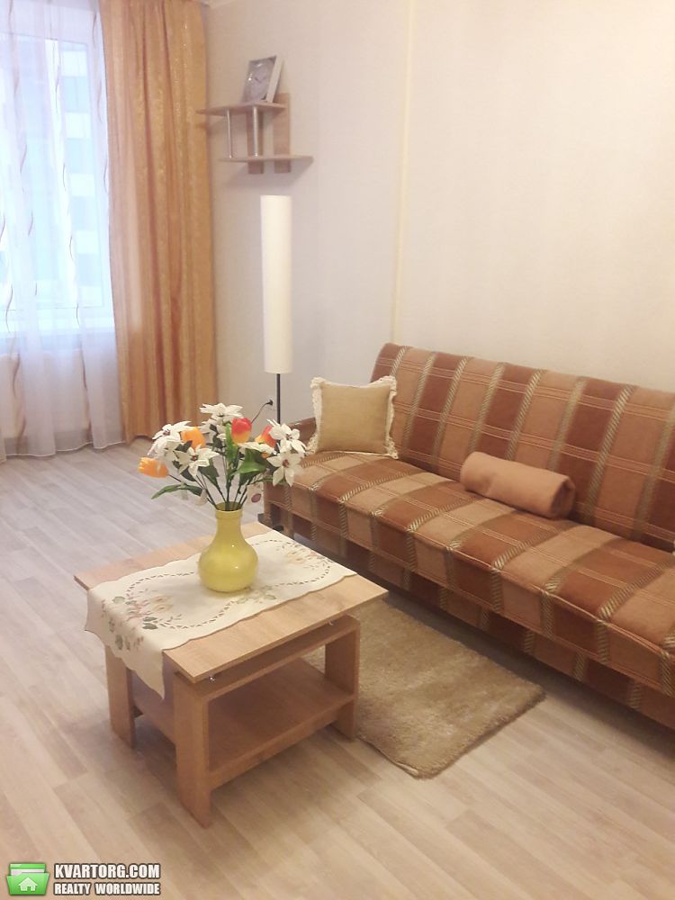 Rent out 1-room apartment. Киевская обл., Соборная — photo 4