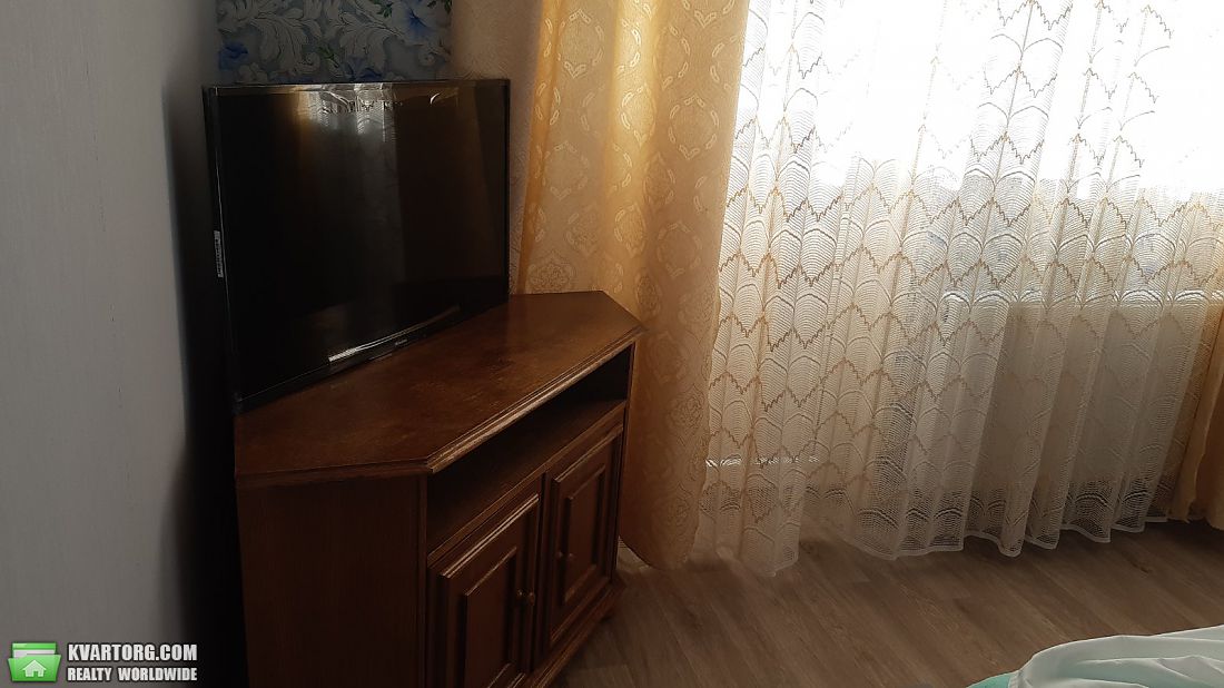 Rent out 1-room apartment. Киев,  Пожарского — photo 5