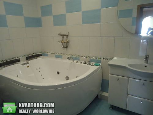 Rent out 3-room apartment. Киев,  пр-т Героев Сталинграда — photo 8