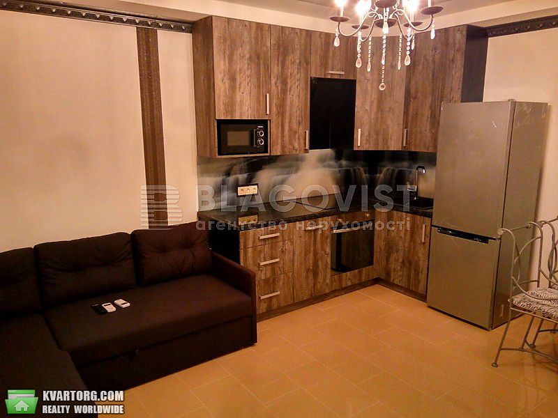 Rent out 2-room apartment. Киев,  Завальная — photo 3