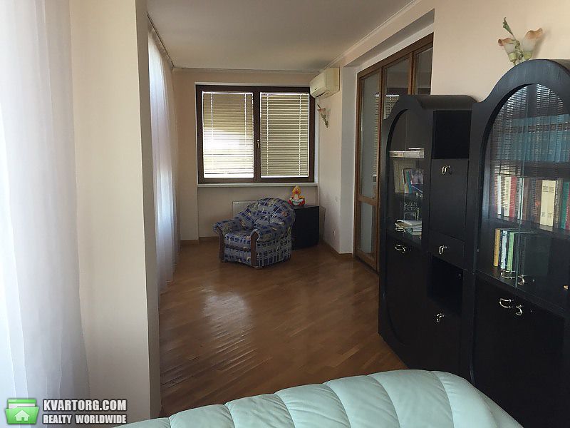 Sell 4-room apartment. Одесса, Дунаева пер. — photo 1
