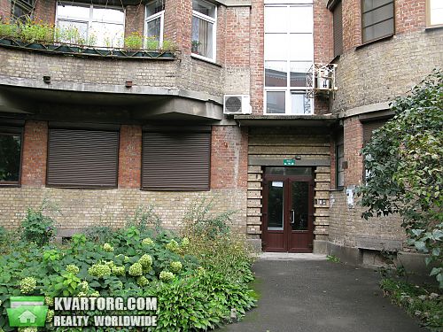 Sell 3-room apartment. Киев, Большая Житомирская — photo 1