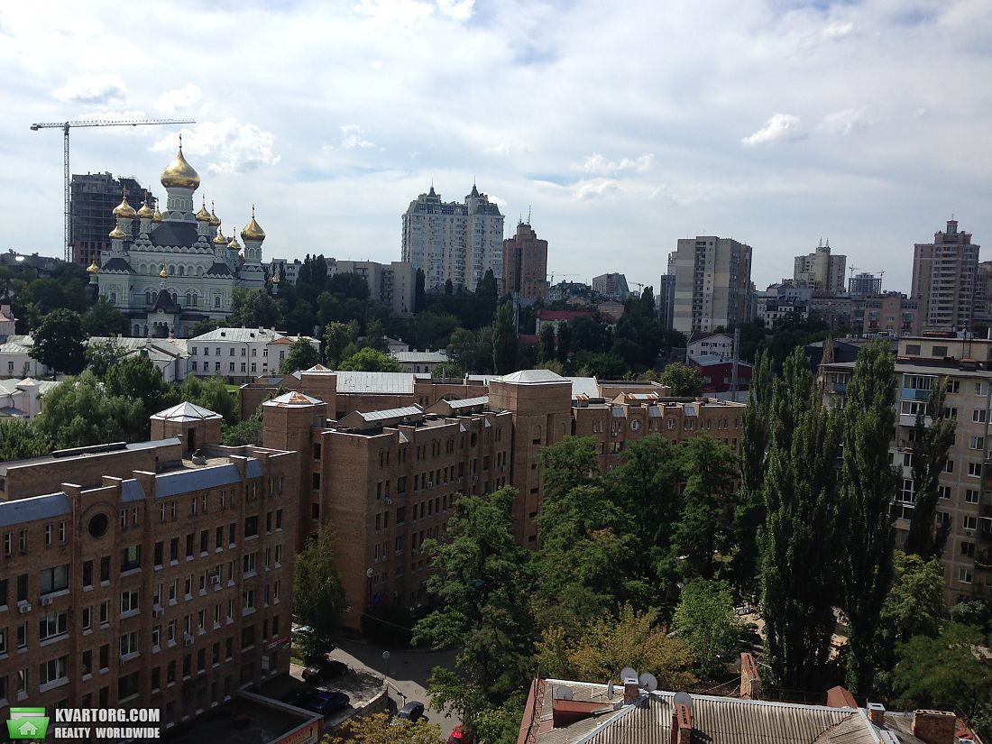 Rent out 3-room apartment. Киев,  Глубочицкая — photo 1
