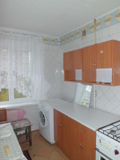 Rent out 3-room apartment. Днепропетровск, Славы бульвар — photo 1