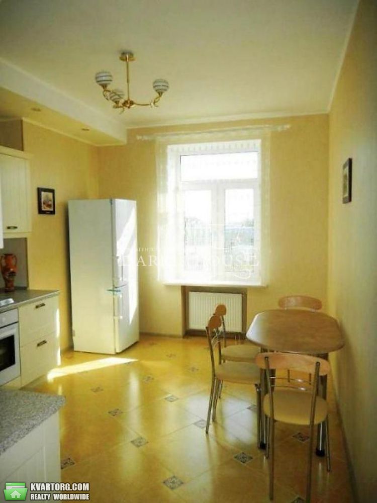 Rent out 2-room apartment. Киев,  Щекавицкая — photo 4
