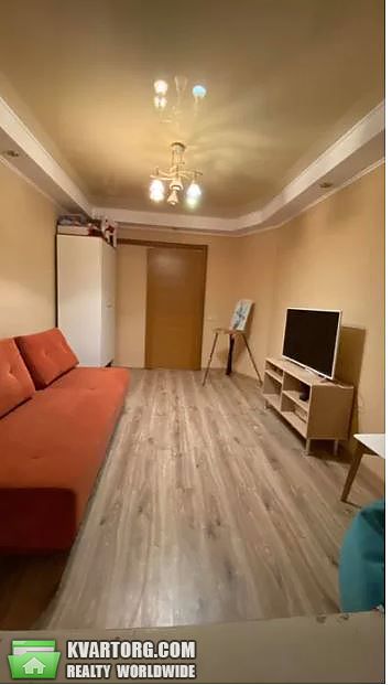 Rent out 2-room apartment. Киев,  Телиги — photo 1