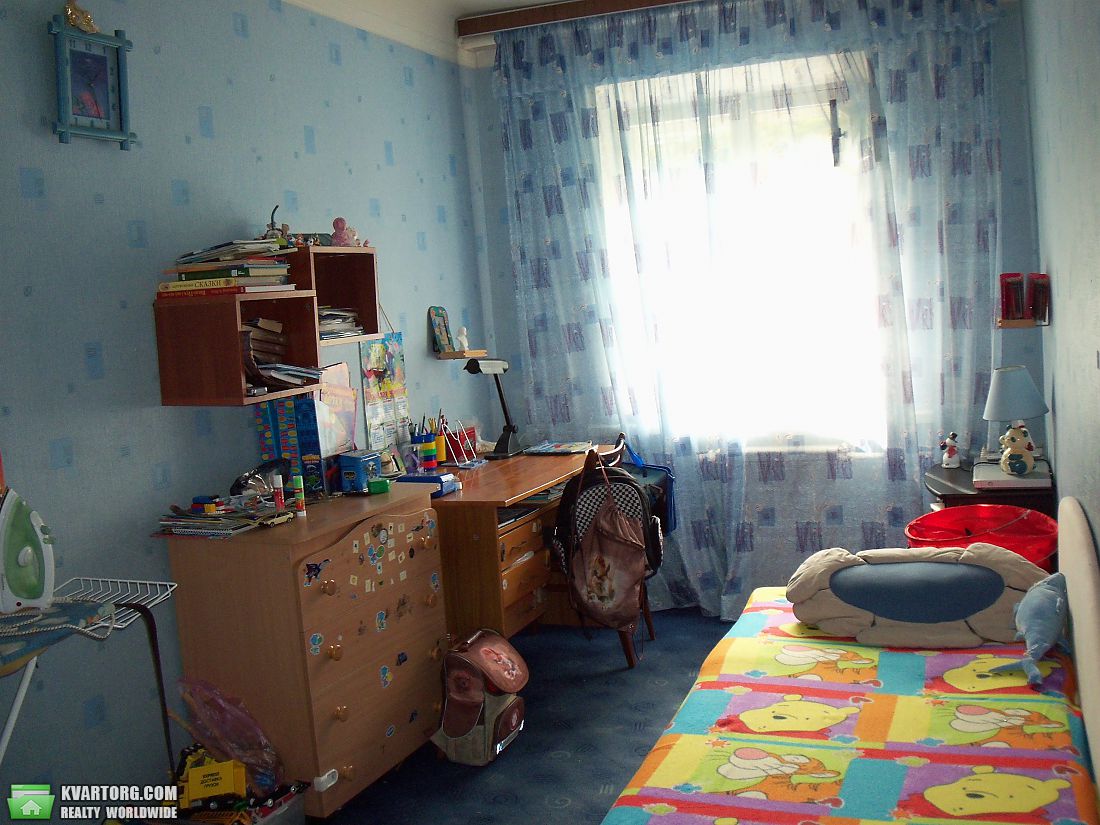 Sell 3-room apartment. Киев,  Щорса — photo 1
