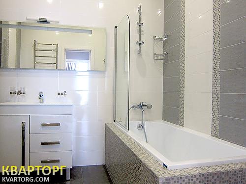 Rent out 3-room apartment. Киев, ул. Дмитриевская — photo 9