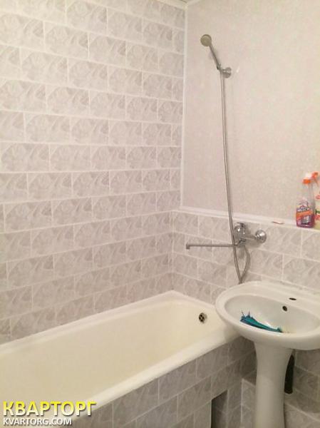 Sell 1-room apartment. Киев,  Новомостицкая — photo 2