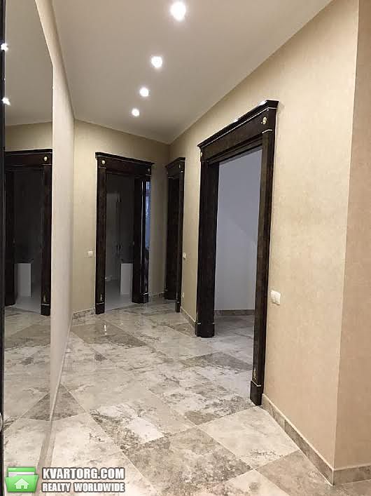 Rent out 2-room apartment. Киев,  Драгомирова — photo 3