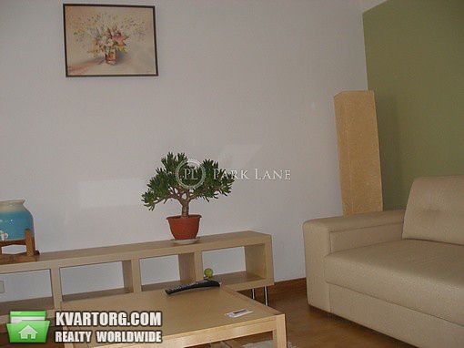 Rent out 3-room apartment. Киев,  Никольско-Ботаническая — photo 2