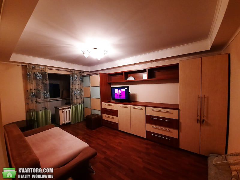 Rent out 1-room apartment. Киев, Архипенко — photo 1